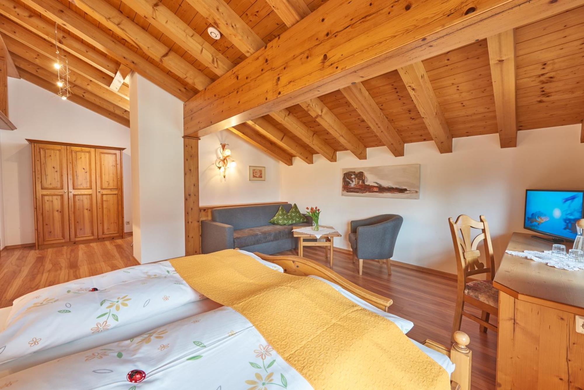 רייט אים וינקל Landhaus Lenzenhof מראה חיצוני תמונה